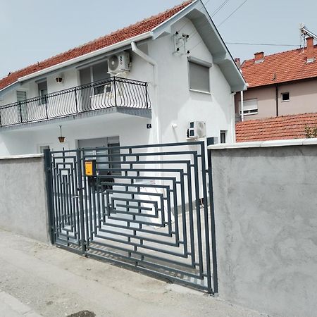 Gostinska Kuca Apartment Leskovac  Luaran gambar